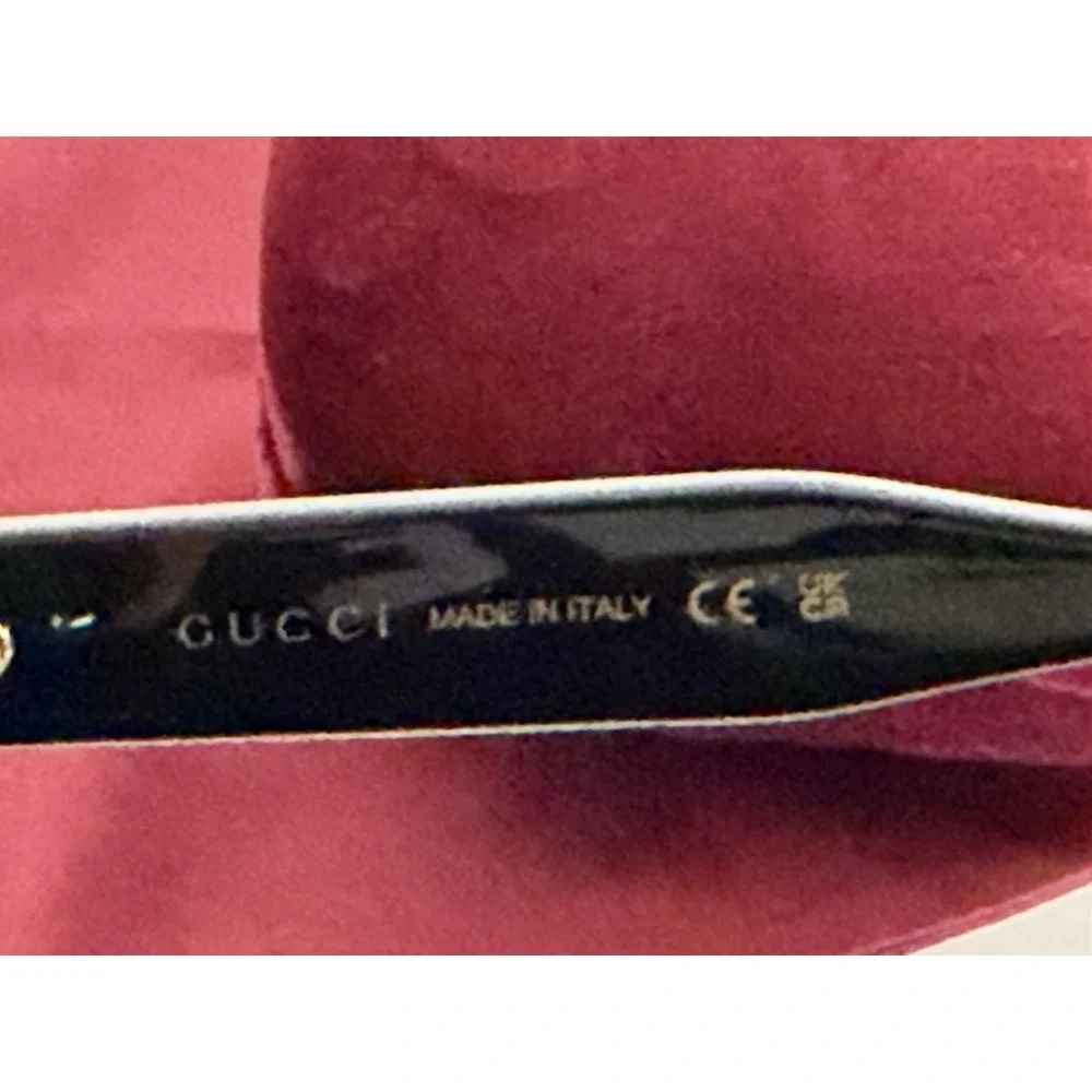 Gucci, Women's Oversized‎ Sunglasses, Black W/Gold, GG1151S